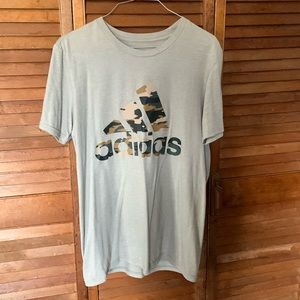Adidas T-shirt
